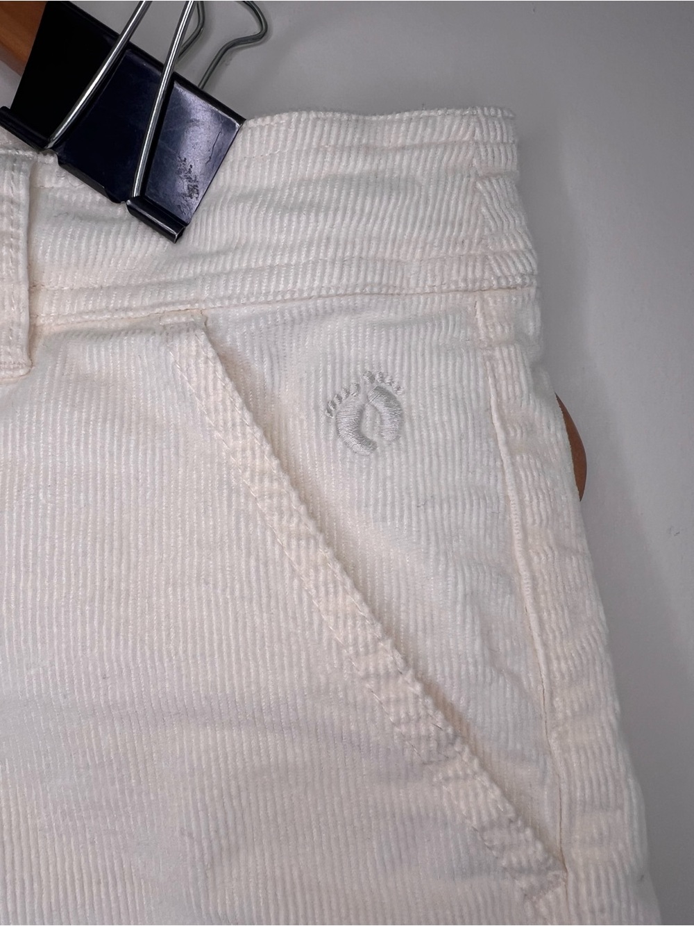 Hang Ten White Corduroy Shorts Size 4 High Rise Summer Coastal Casual - Picture 3 of 10